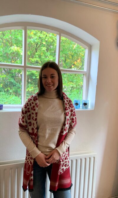 Burgundy leopard motief