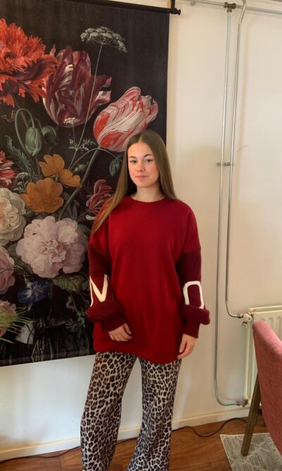 Sweater met gebreide mouwen